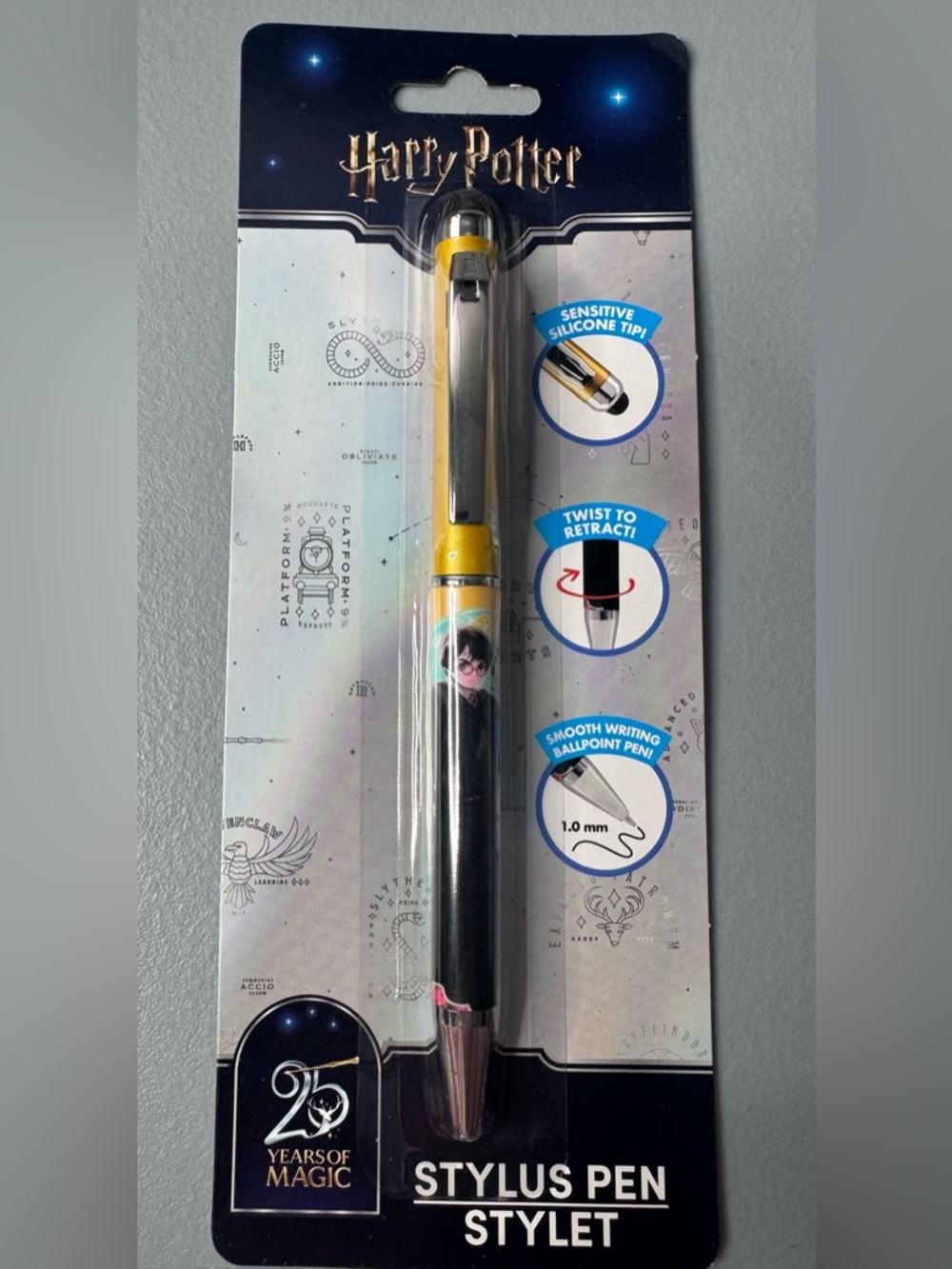 Harry Potter 25 Years of Magic Stylus & Ballpoint Pen Black & Yellow smooth writ